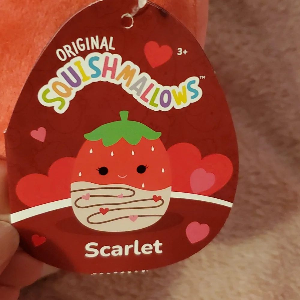 Original Squishmallow "Scarlet the Strawberry" 2023 - Picture 4 of 8